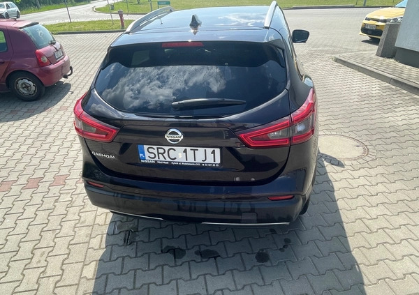 Nissan Qashqai cena 61800 przebieg: 130647, rok produkcji 2017 z Racibórz małe 704